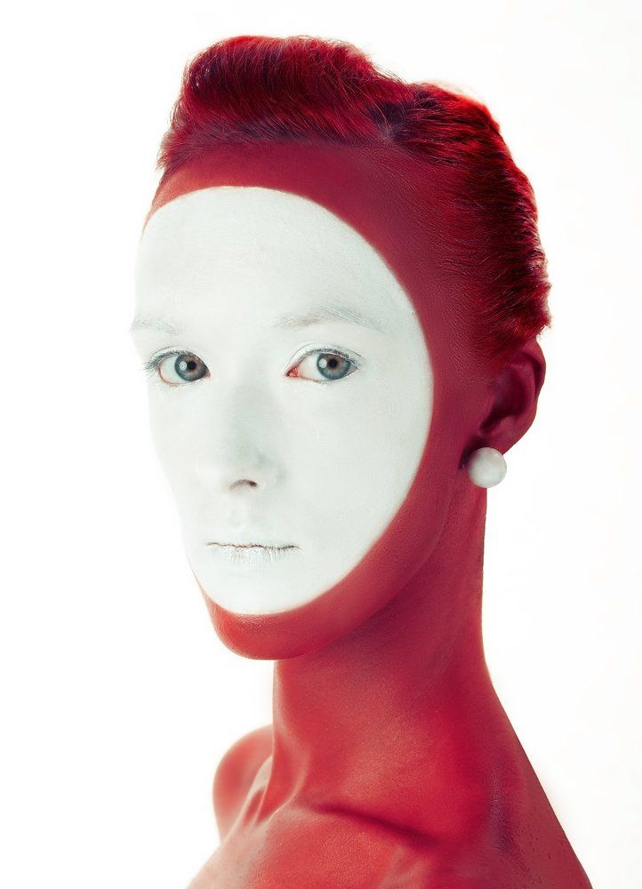 Маска. Белый жемчуг.