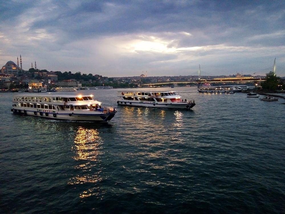 Istanbul, Galata Bridge.