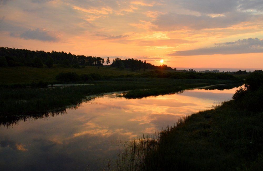 Сказочный вечер над Полонкой (Псковская область)