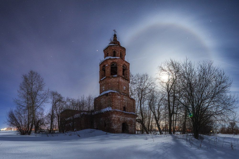 В лунном сиянии