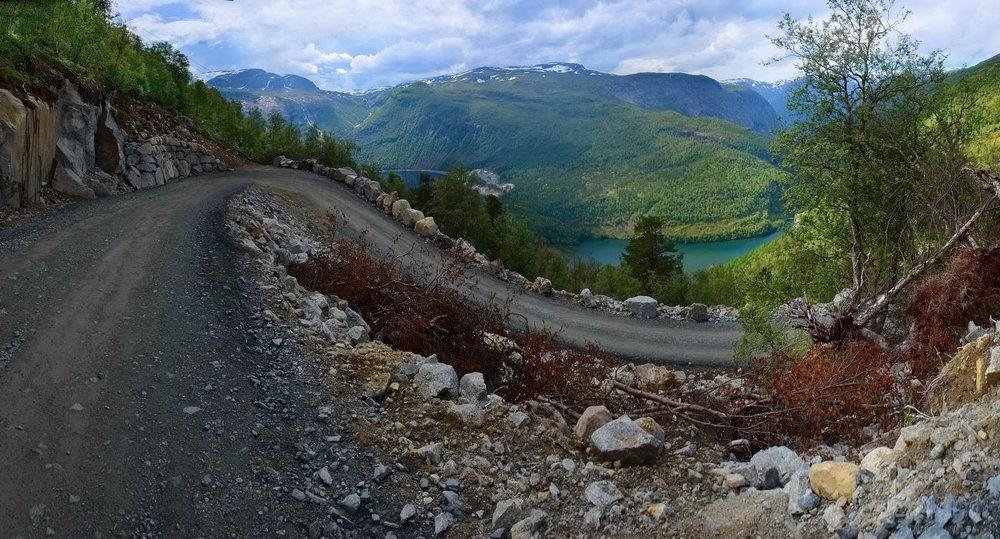 Серпантин в горах