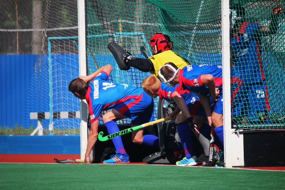 Хоккей на траве. Field hockey.