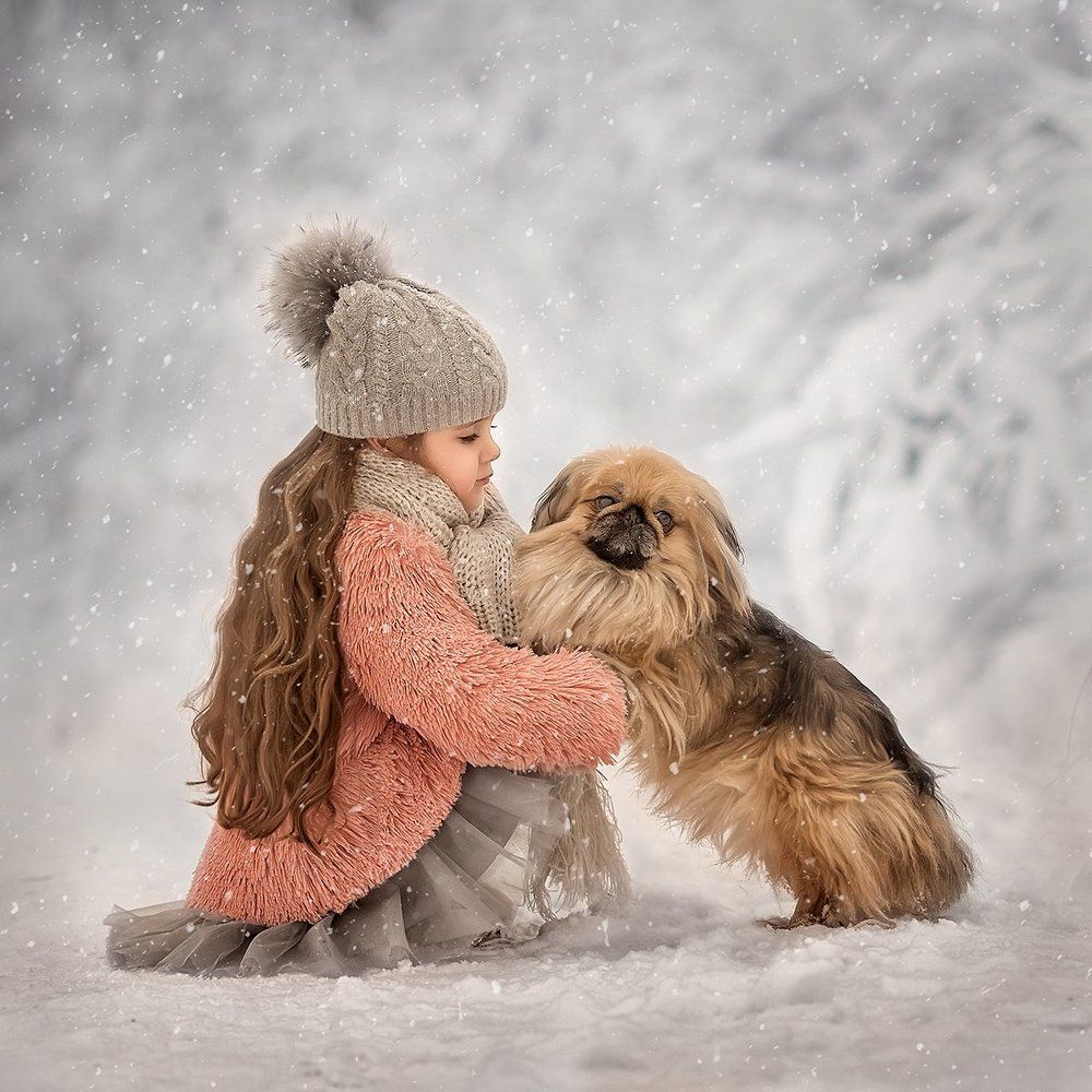 Девочка с собачкой