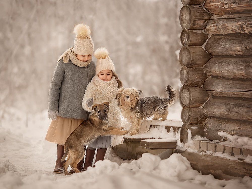 Девочки и их меньшие друзья