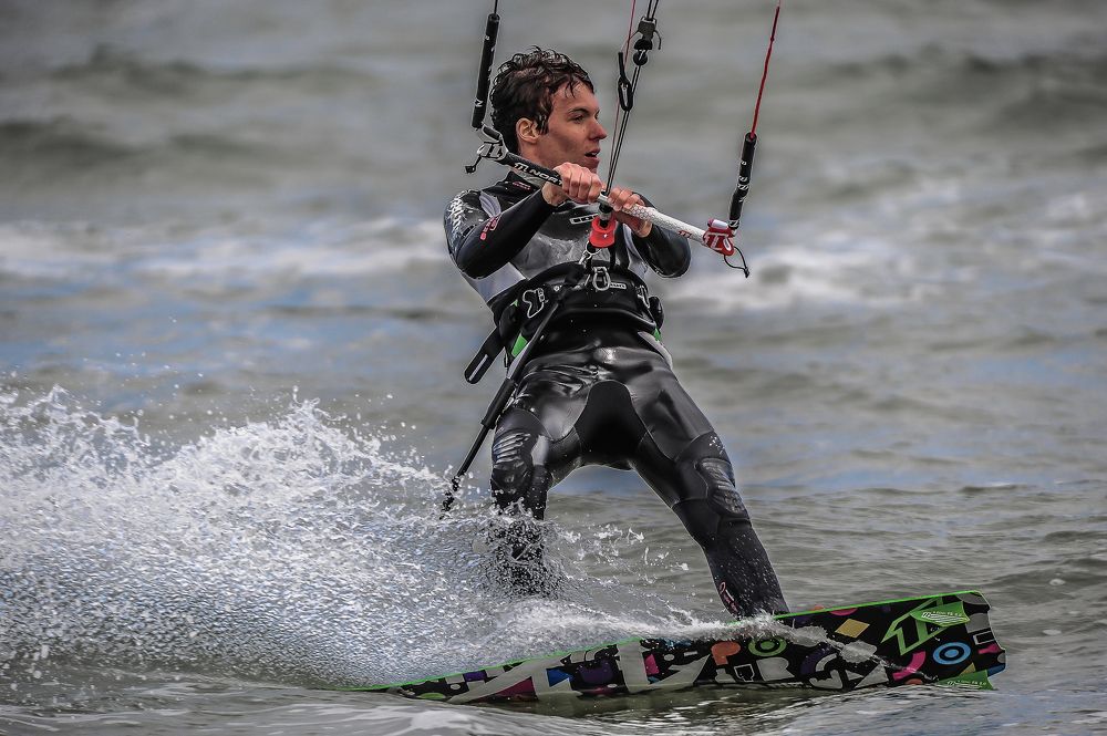 kitesurfing