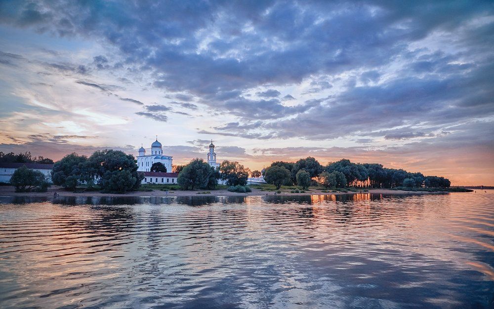 Юрьев Монастырь