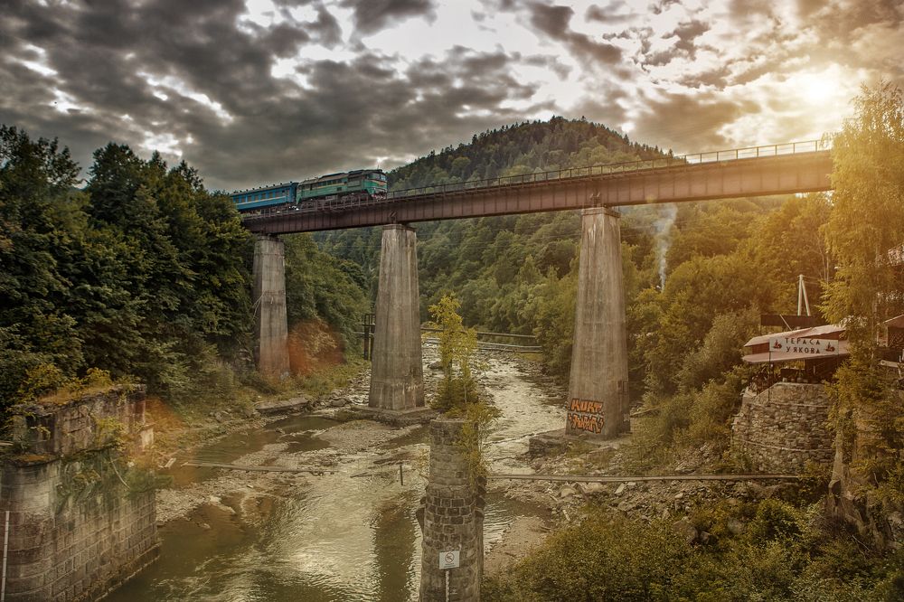 Горный поезд