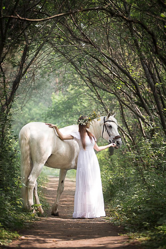 С единорогом