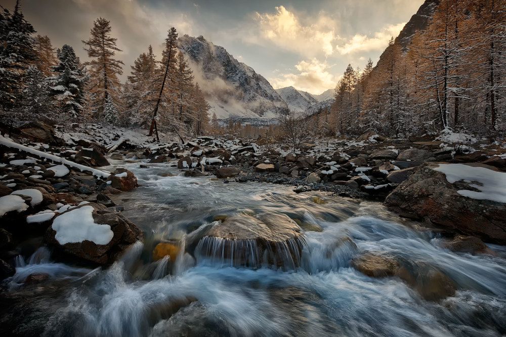 р. Актру и вечерний Караташ