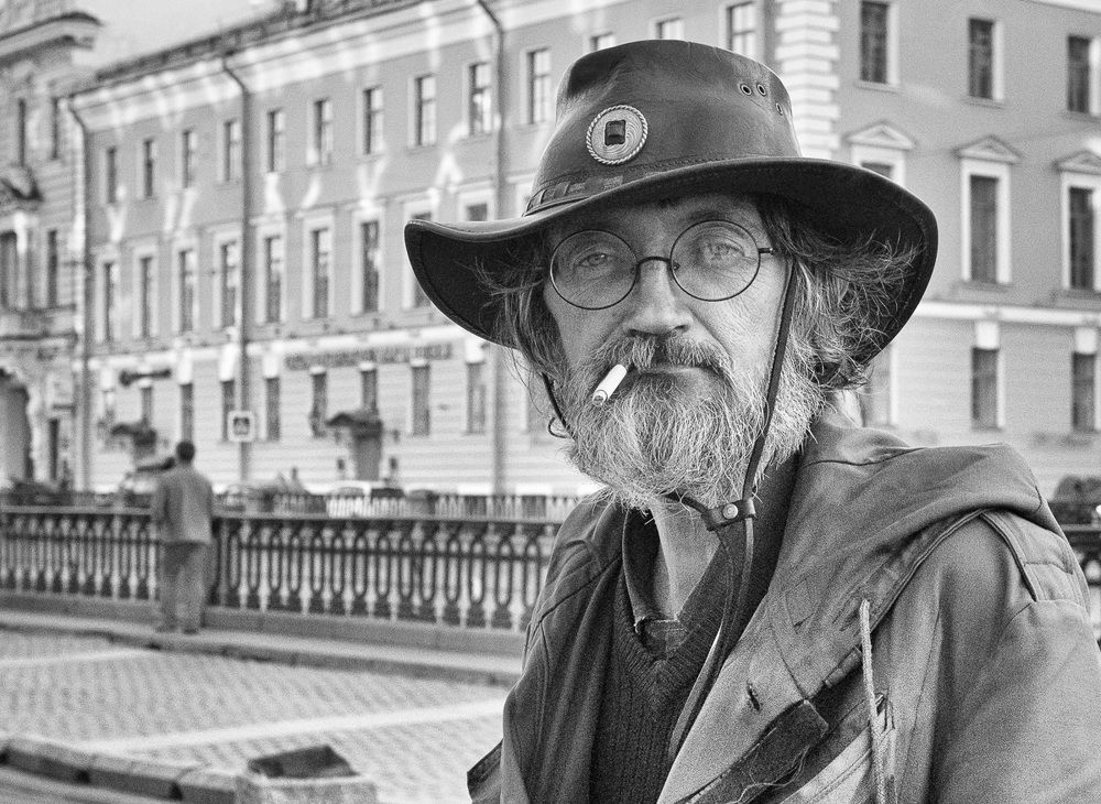 Уличный художник (Street artist)