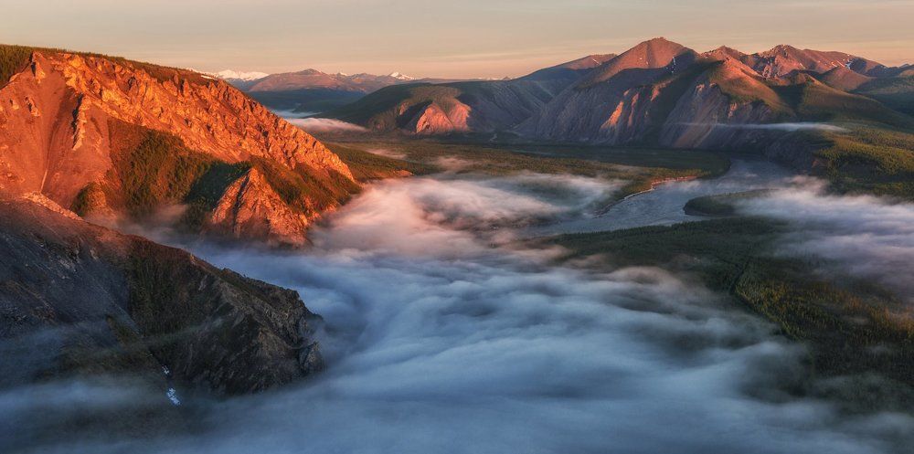 Под туманным покрывалом.