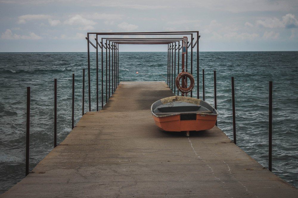 Photograph by Ya Velisoff