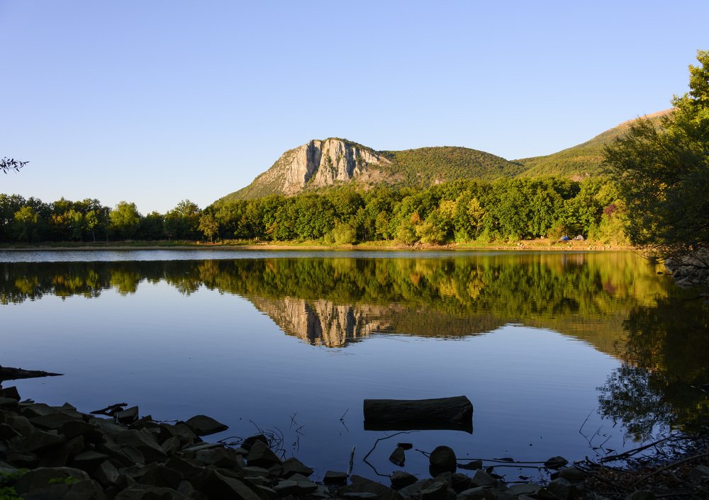 Озеро Кастель