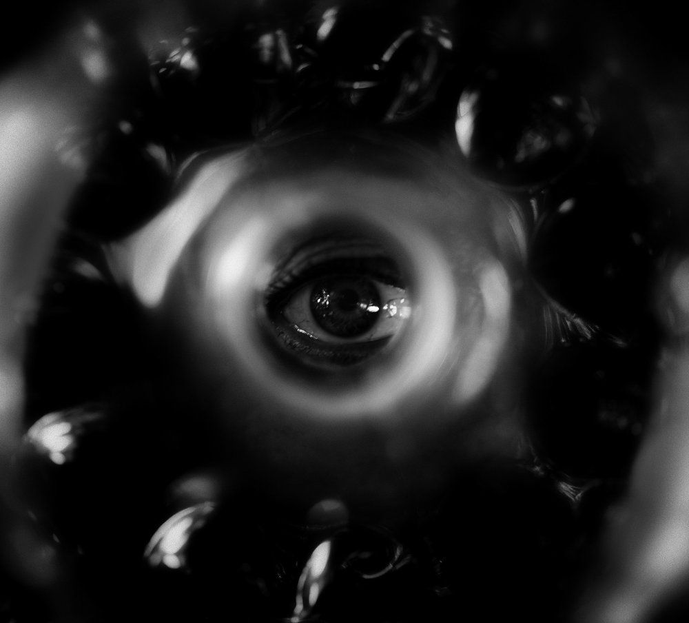 Недремлющее око