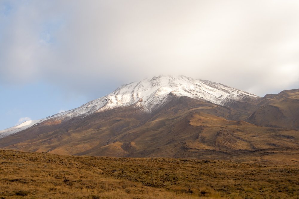 Вулкан Демавенд