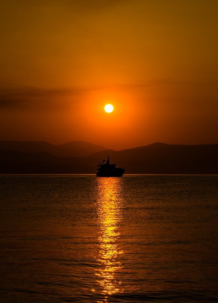 Рассвет на Греческих островах.