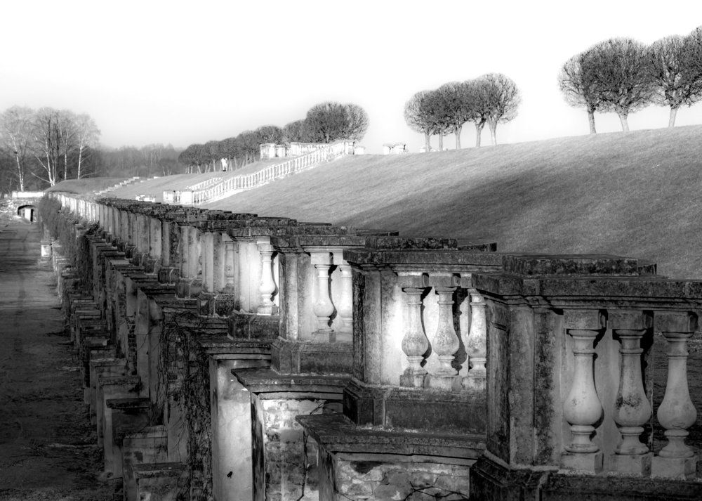 Сад Венеры.Подпорная стена. Петергоф.