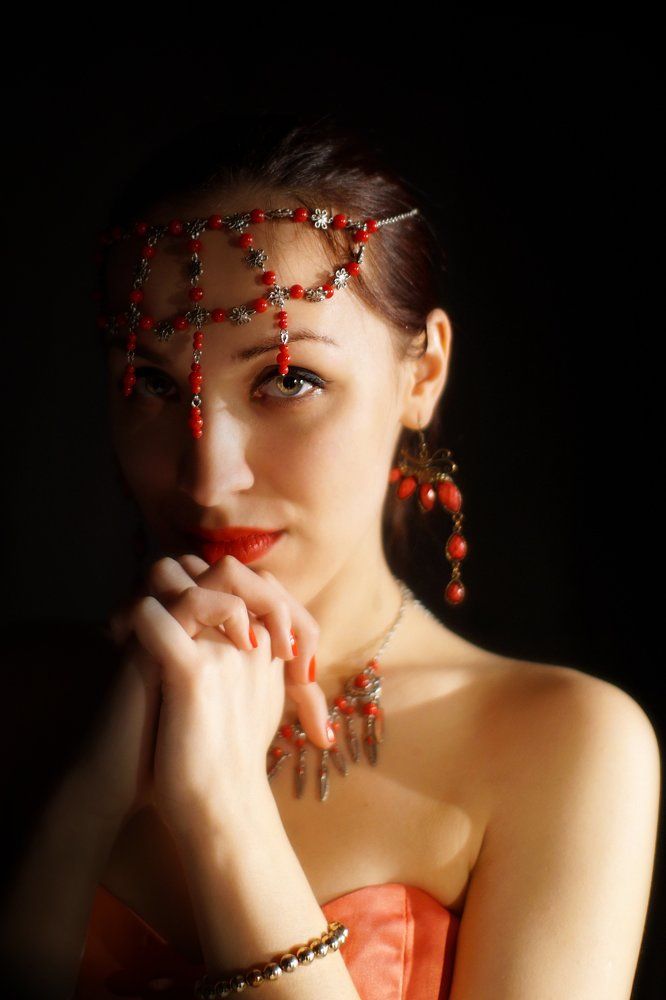 портрет молодой девушки 2