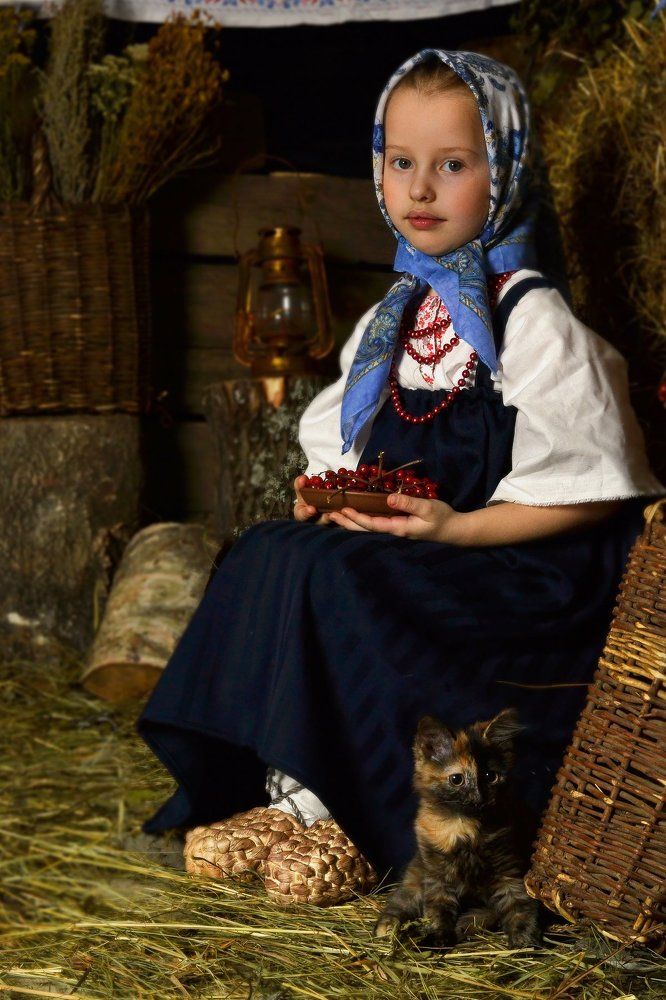 КРЕСТЬЯНОЧКА .