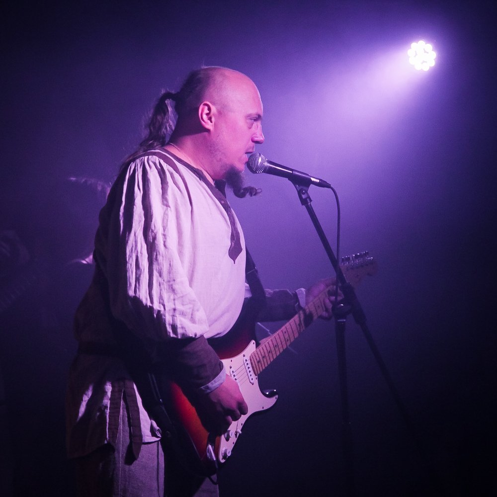 Тролль Гнёт Ель