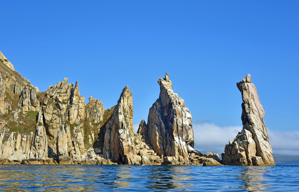 "Башни" мыса Лапласа