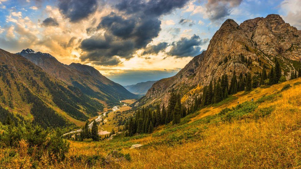 Коринское ущелье. Казахстан