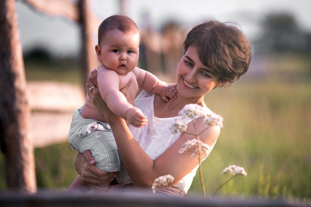 Alexandra and serious David. Александра и серьезный мужчина Давид