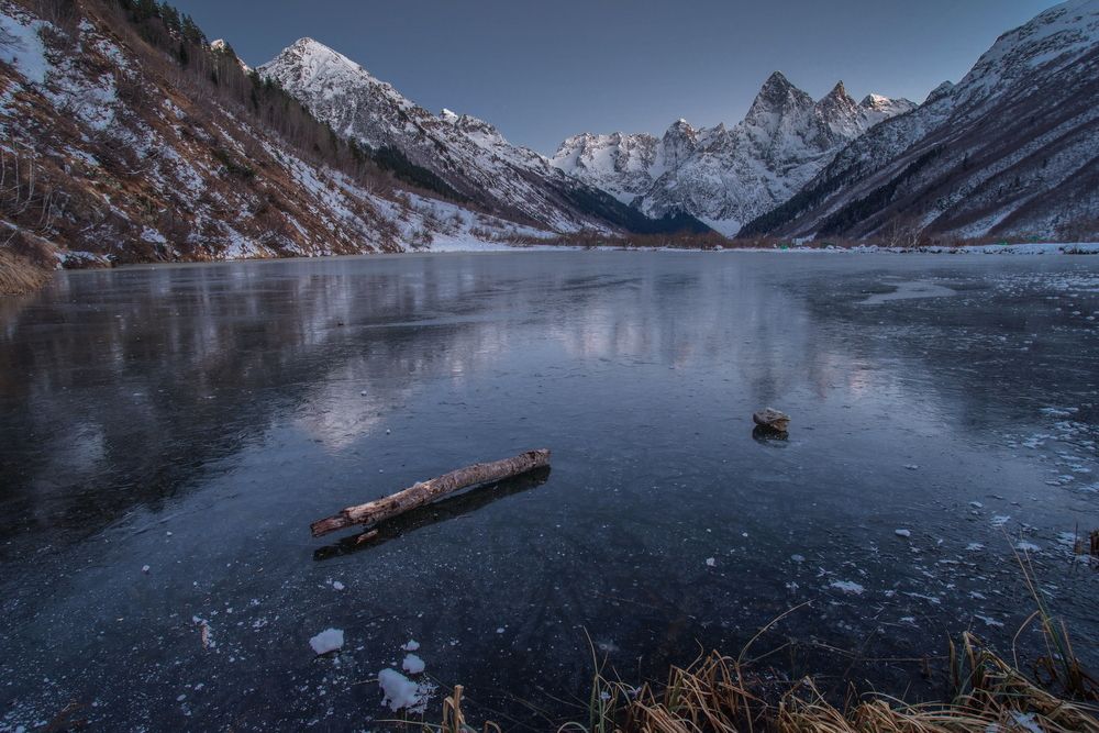 ТУМАНЛЫ КЁЛЬ