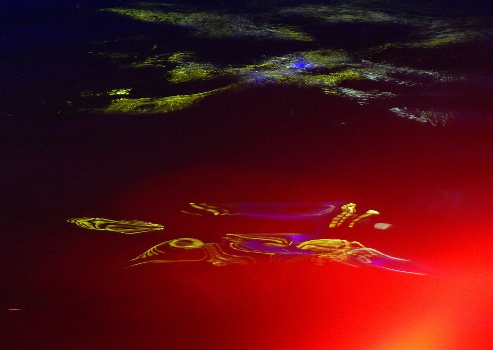 Абстракции на воде