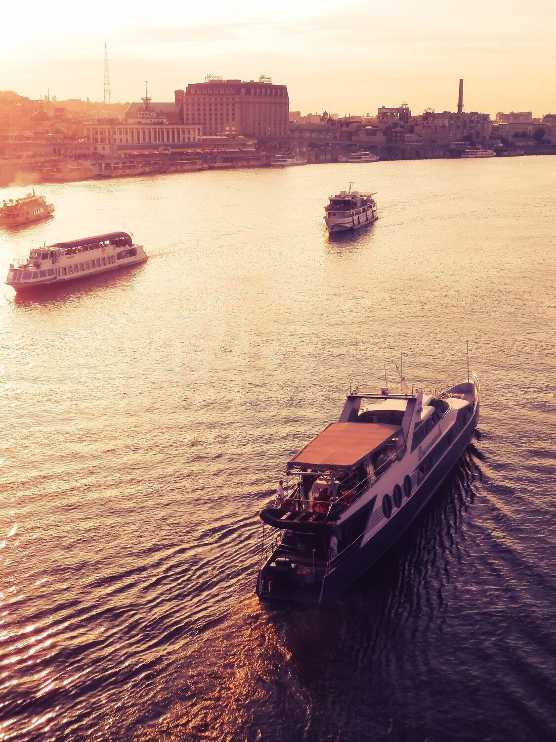 Романтикой тянет