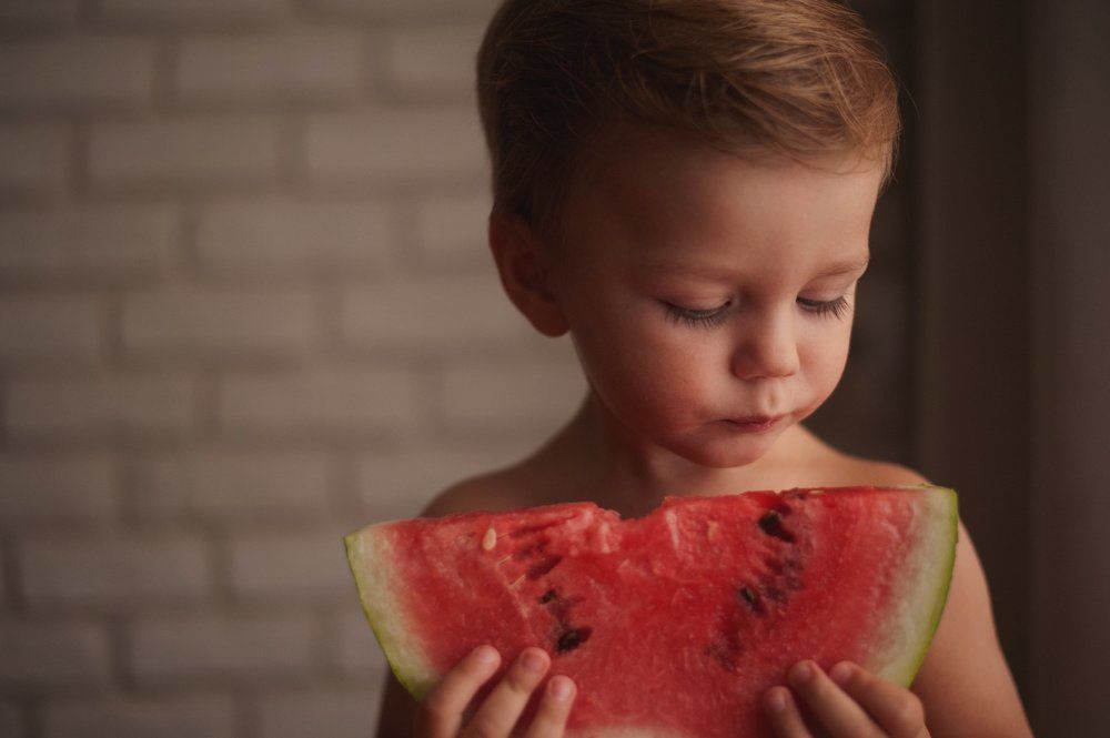 Что-то красное