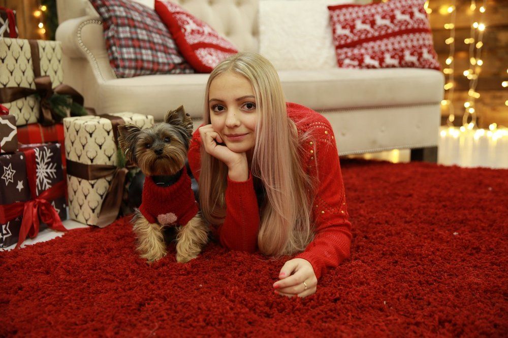 В кадре Ульянка и Жорка.