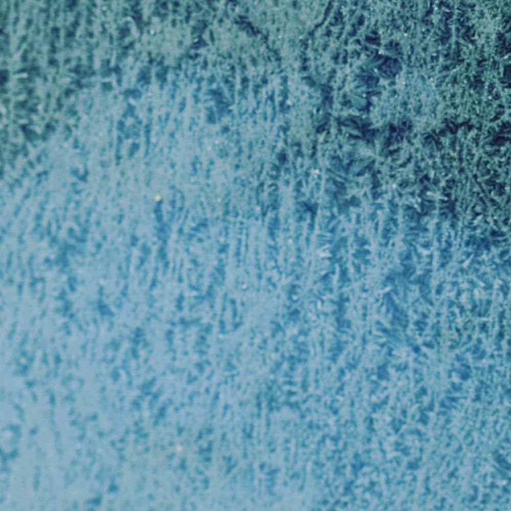 Узоры на окне