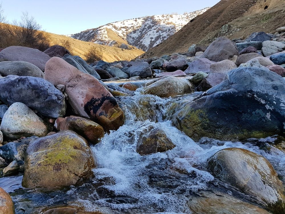 Вода не прерывно.