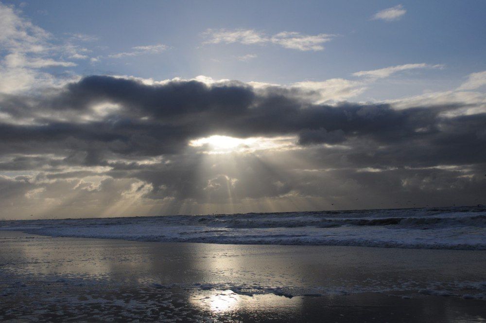 Сумеречные лучи.