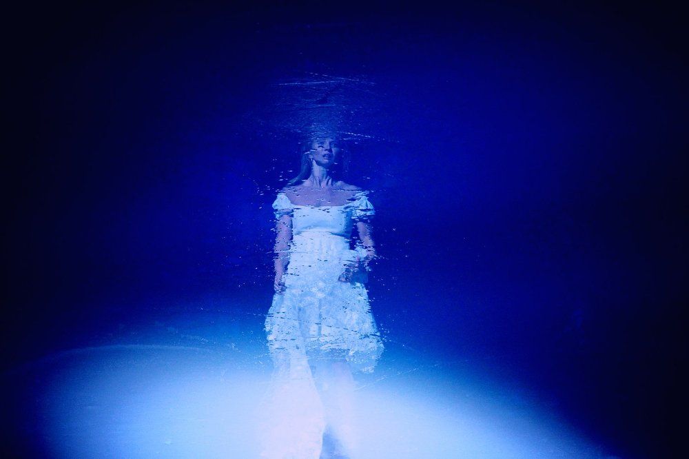 Отражение на льду