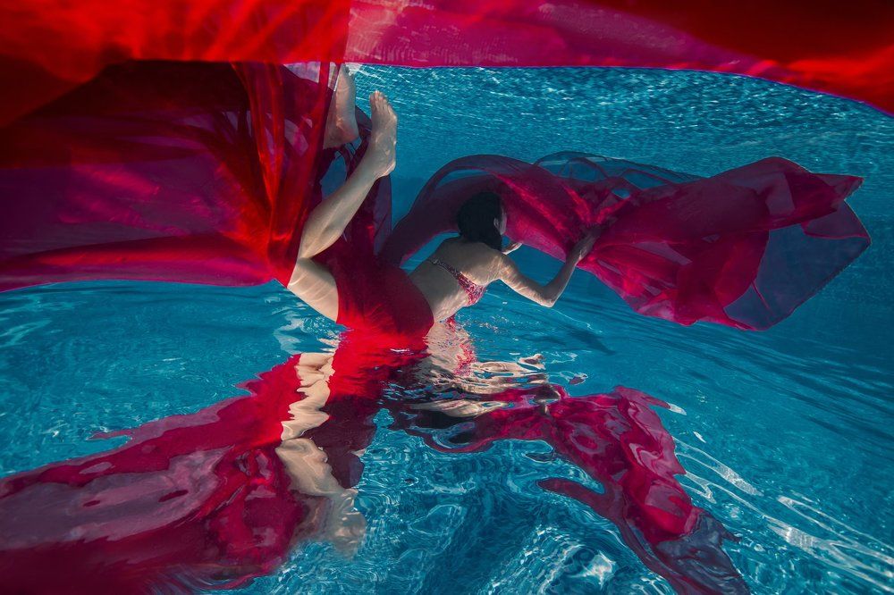 Зазеркалье. Другой мир.