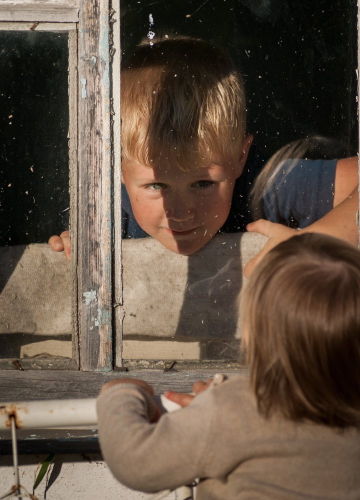 В окне и из окна удалить редактировать