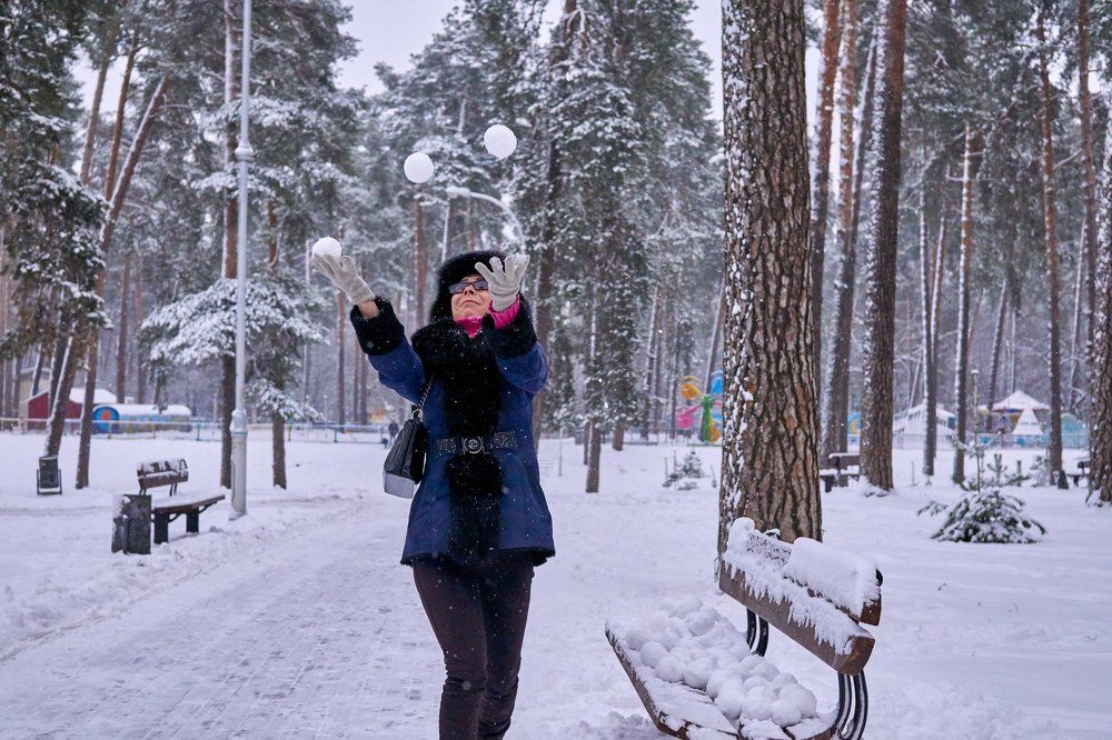 В летнем парке зима