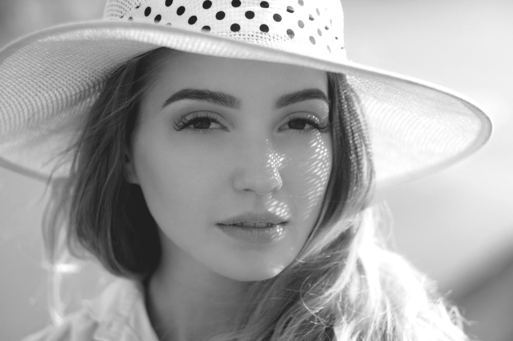 Александра