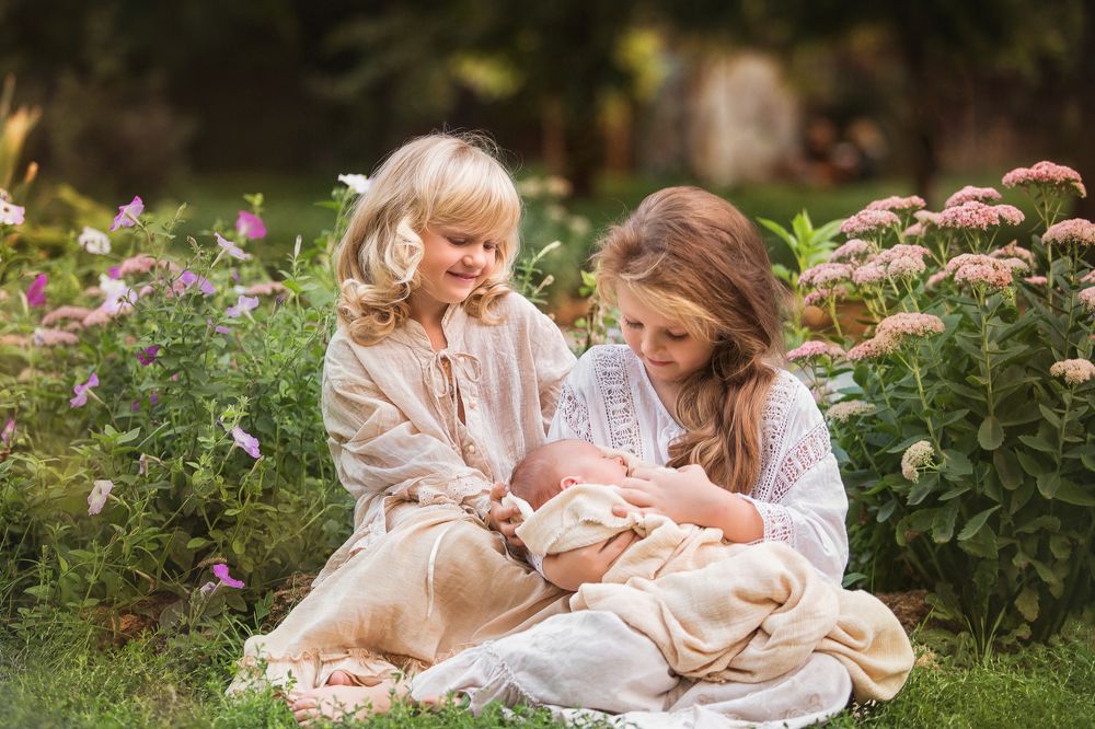 Три сестры.