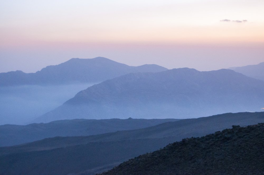 Закат на склоне вулкана Демавенд