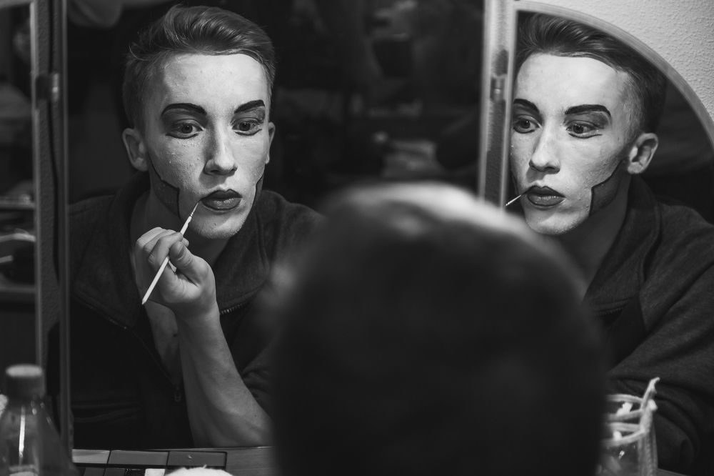 Перед спектаклем