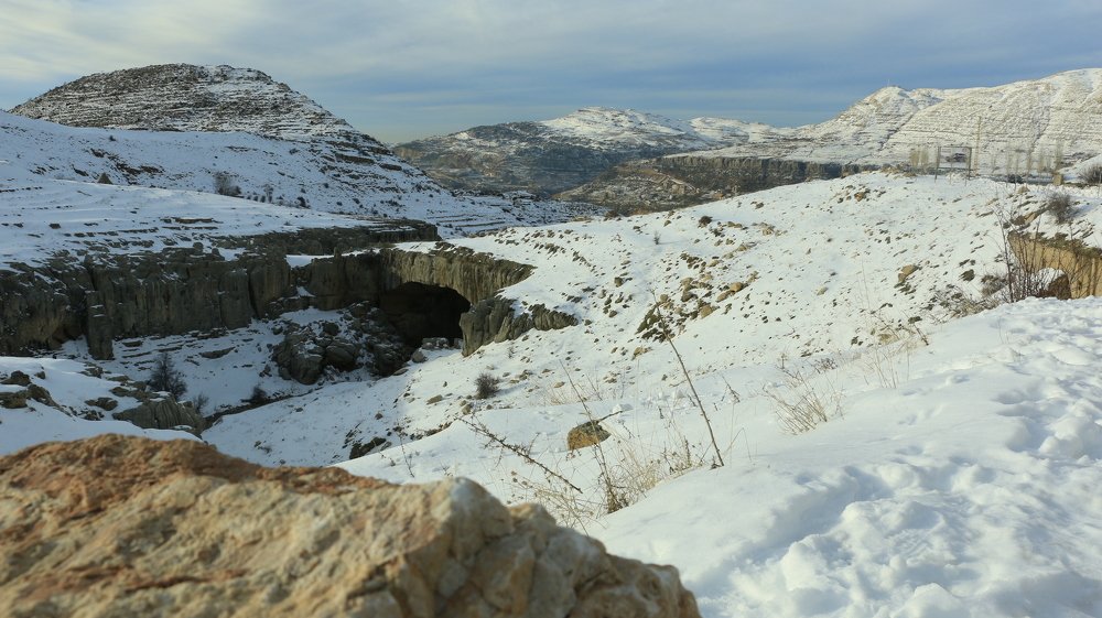 Snow over Natural Bridge