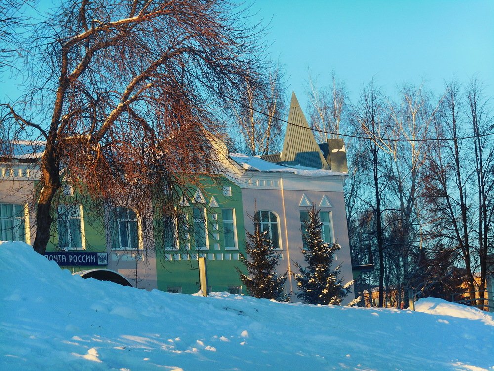 Солнечный день в синеве.