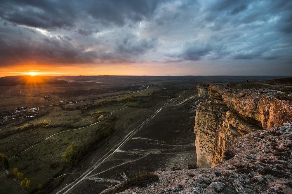Вечернее солнце.