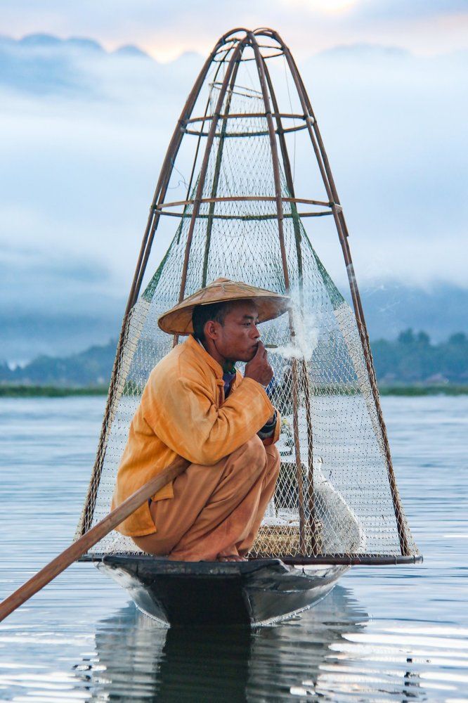 Утро на озере.
