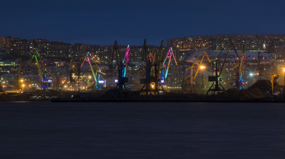 Краны тоже можно украшать