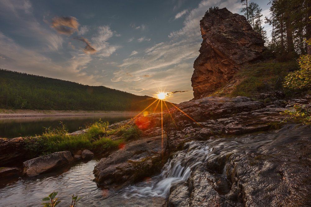 Знойный вечер у прохладного ручья