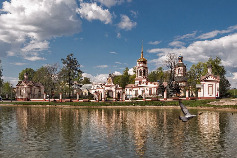 Крестовоздвиженский храм.Алтуфьево. Москва.